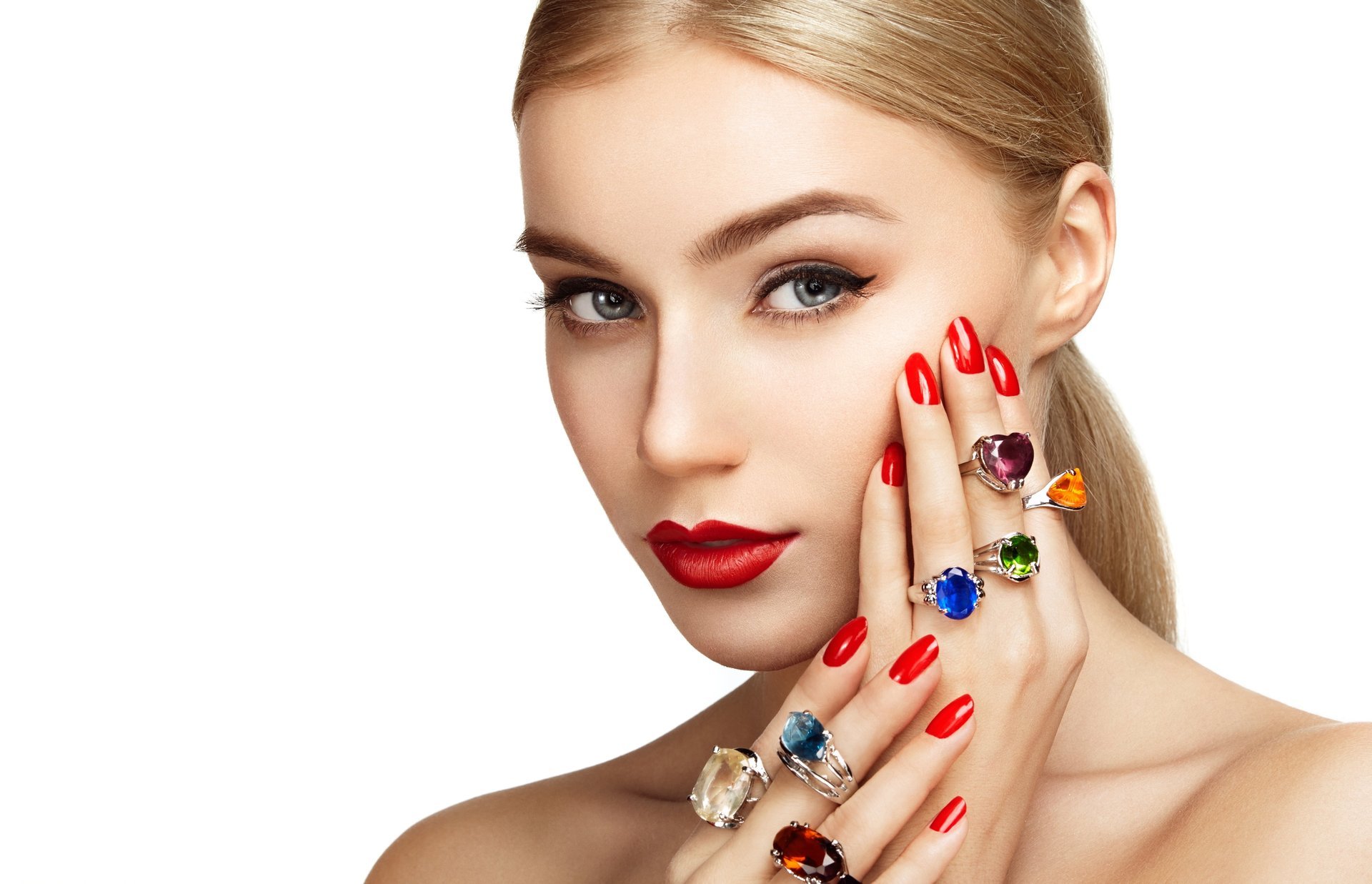 girl view face make-up lipstick hands rings background