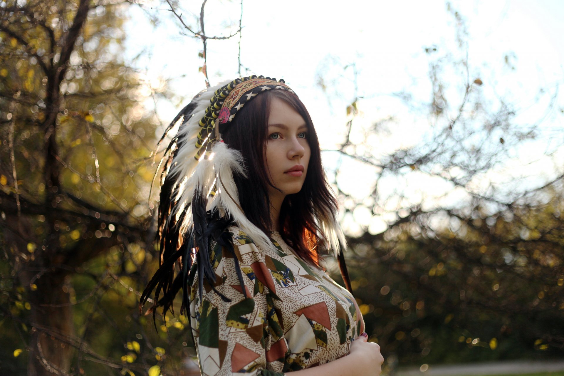 girl headwear autumn light hat indians feathers roach chief