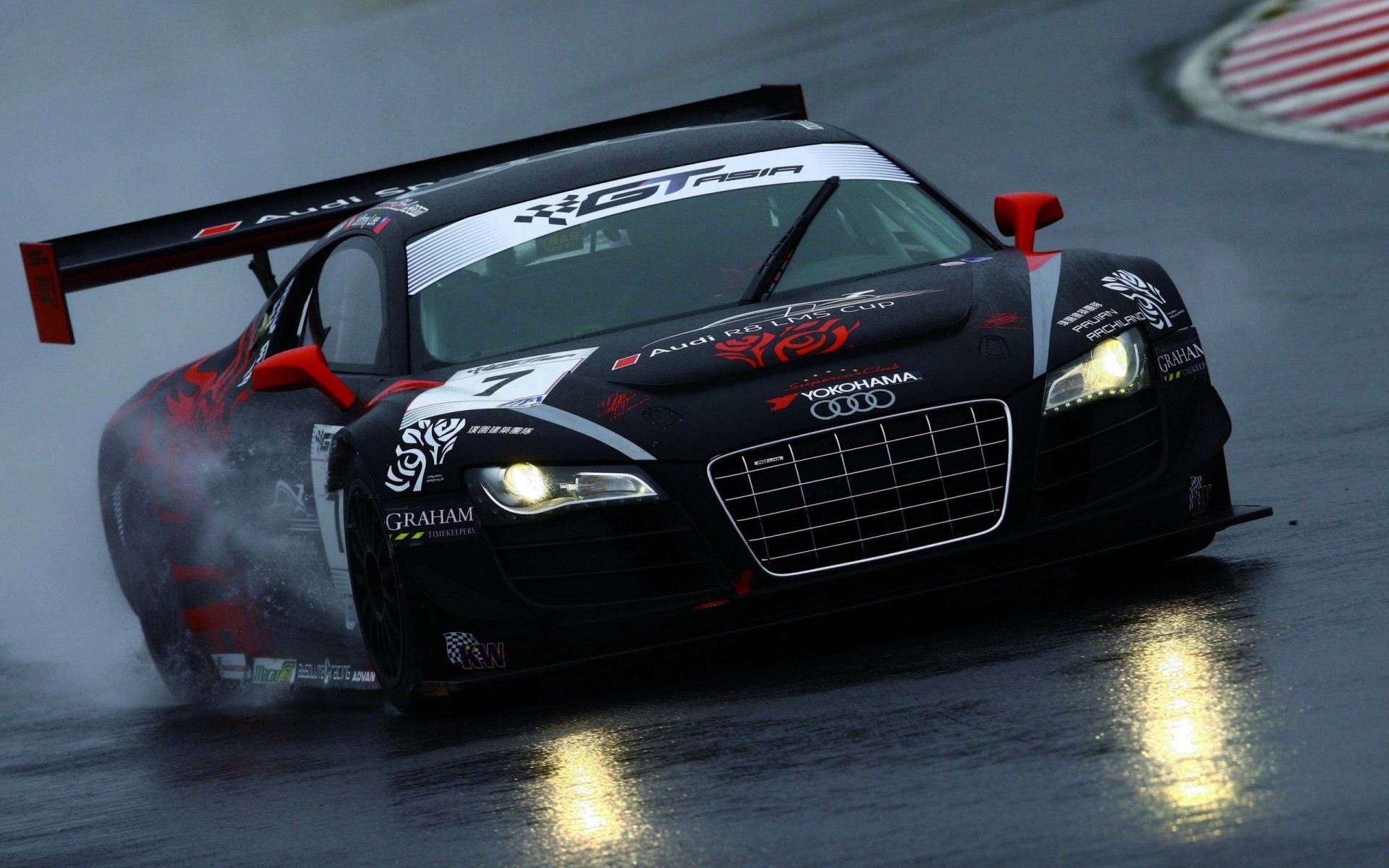 concurrence piste r8 voiture de sport super voiture audi