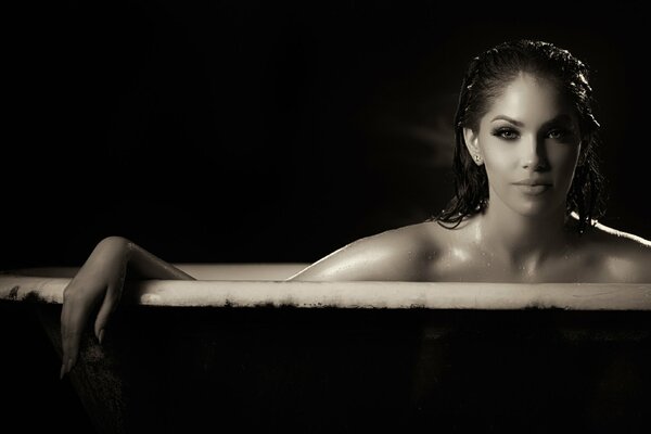 Beautiful girl posing in the bathroom