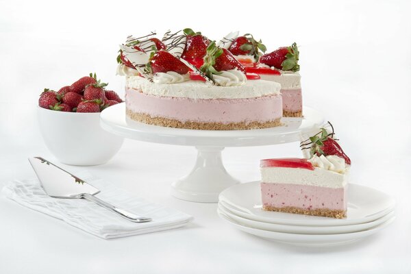 Strawberry dessert in the form of a cake