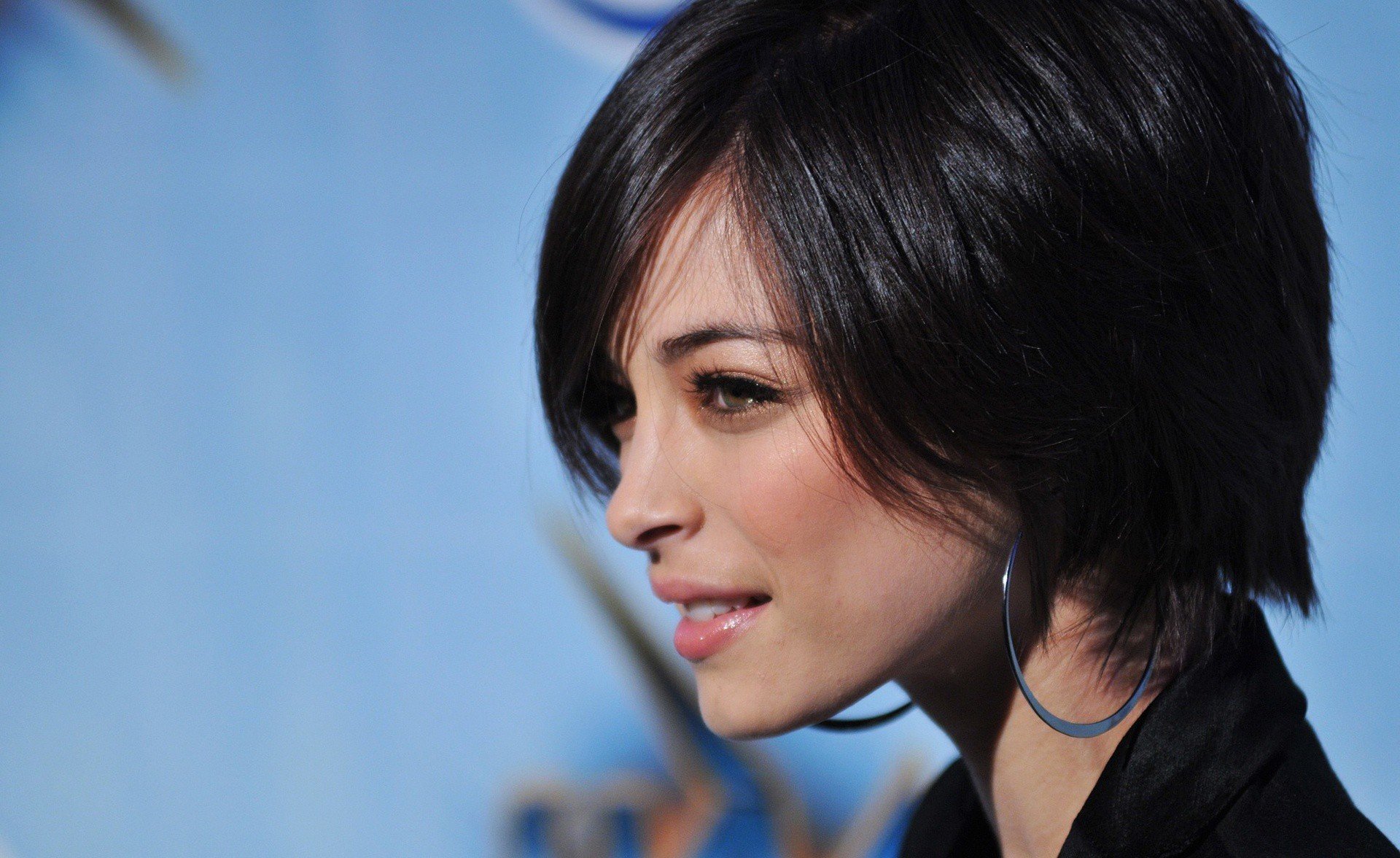 kreuk kristin kreuk attrice bruna