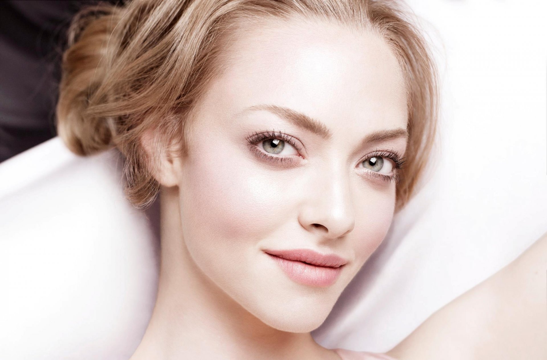 amanda seyfried fille blonde actrice célébrité