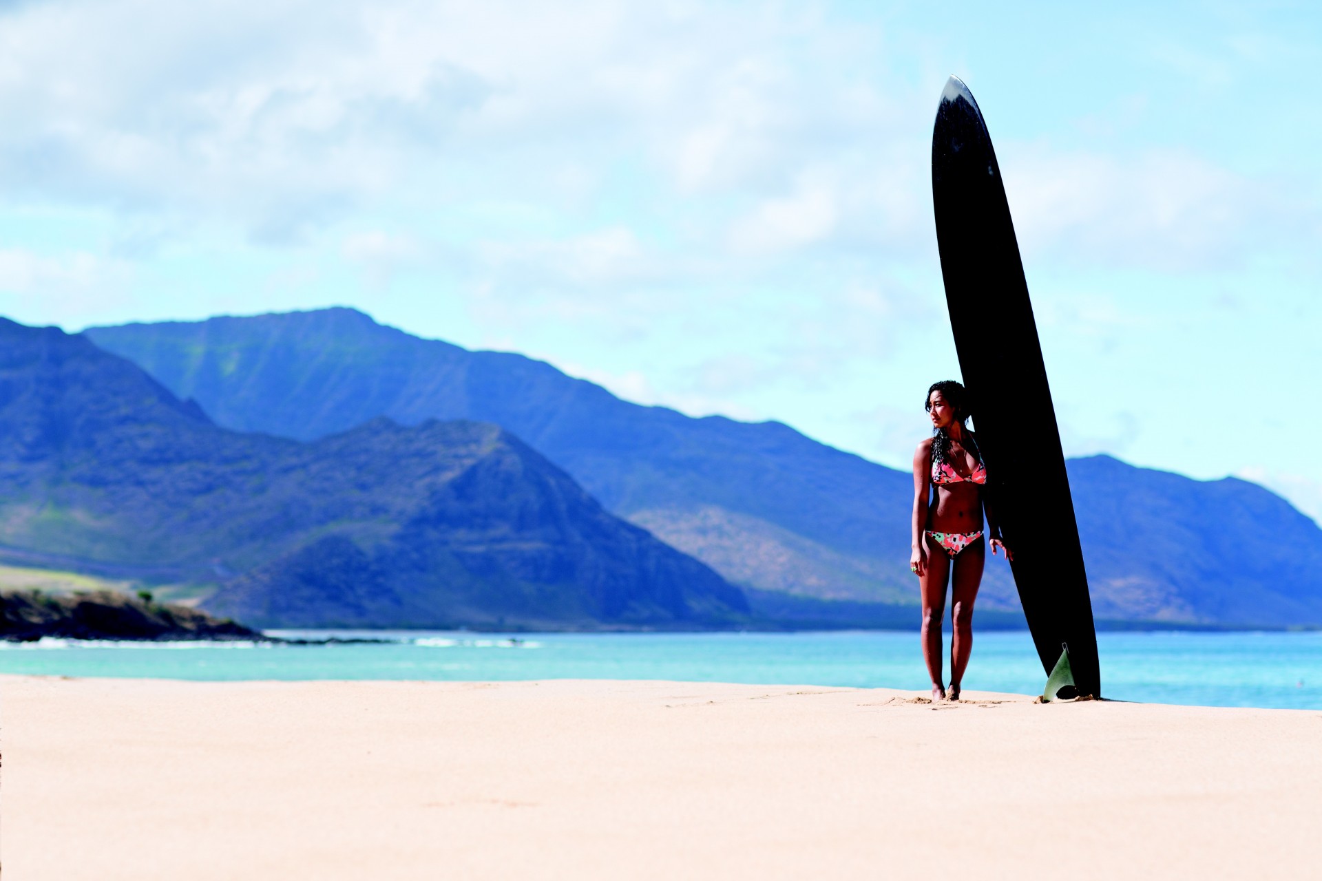 plage fille océan conseil maillot de bain surf sable montagnes