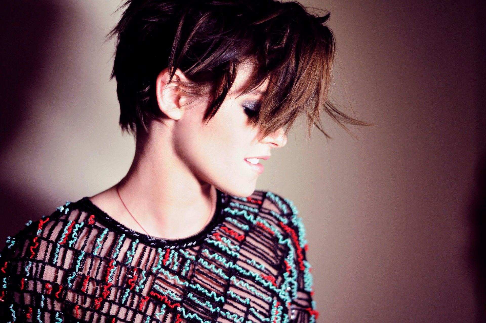 kristen stewart fotoshooting byrdie profil