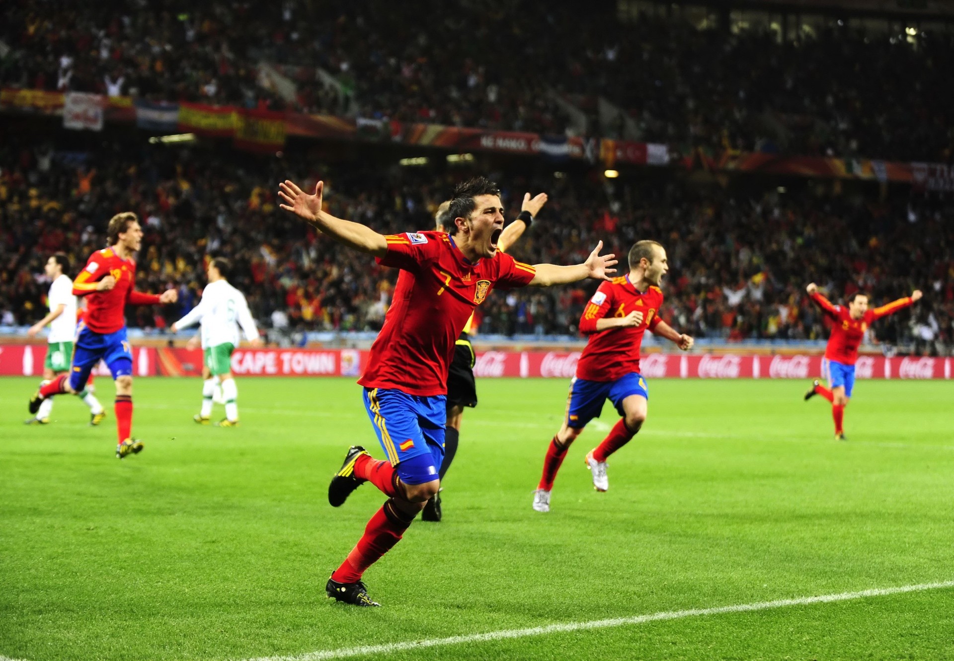 españa furia roja la fondos de pantalla de fútbol celebración fútbol victoria 2010 sudáfrica gol barcelona cataluña david villa