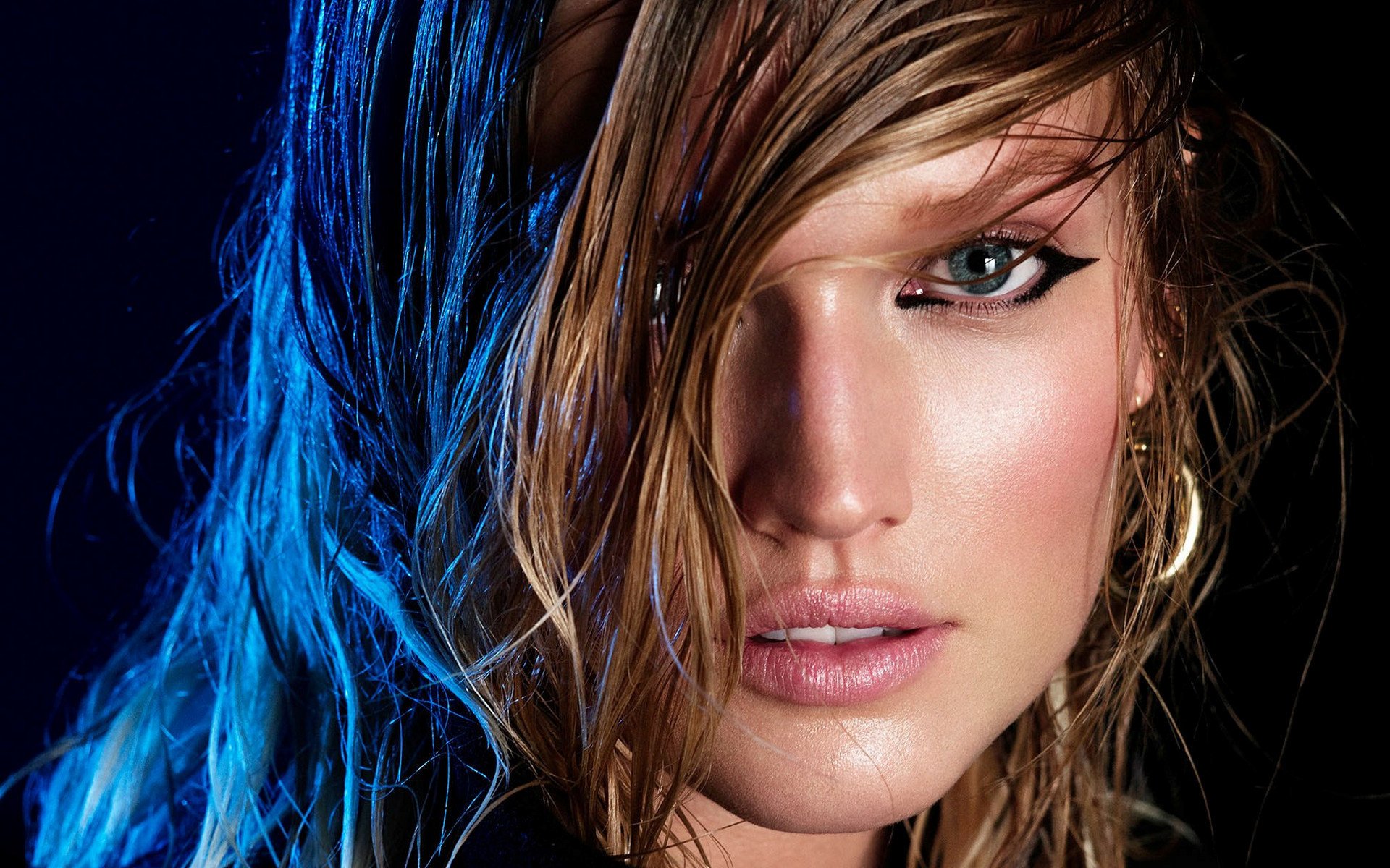 toni garrn model look eyes wet hair dark background