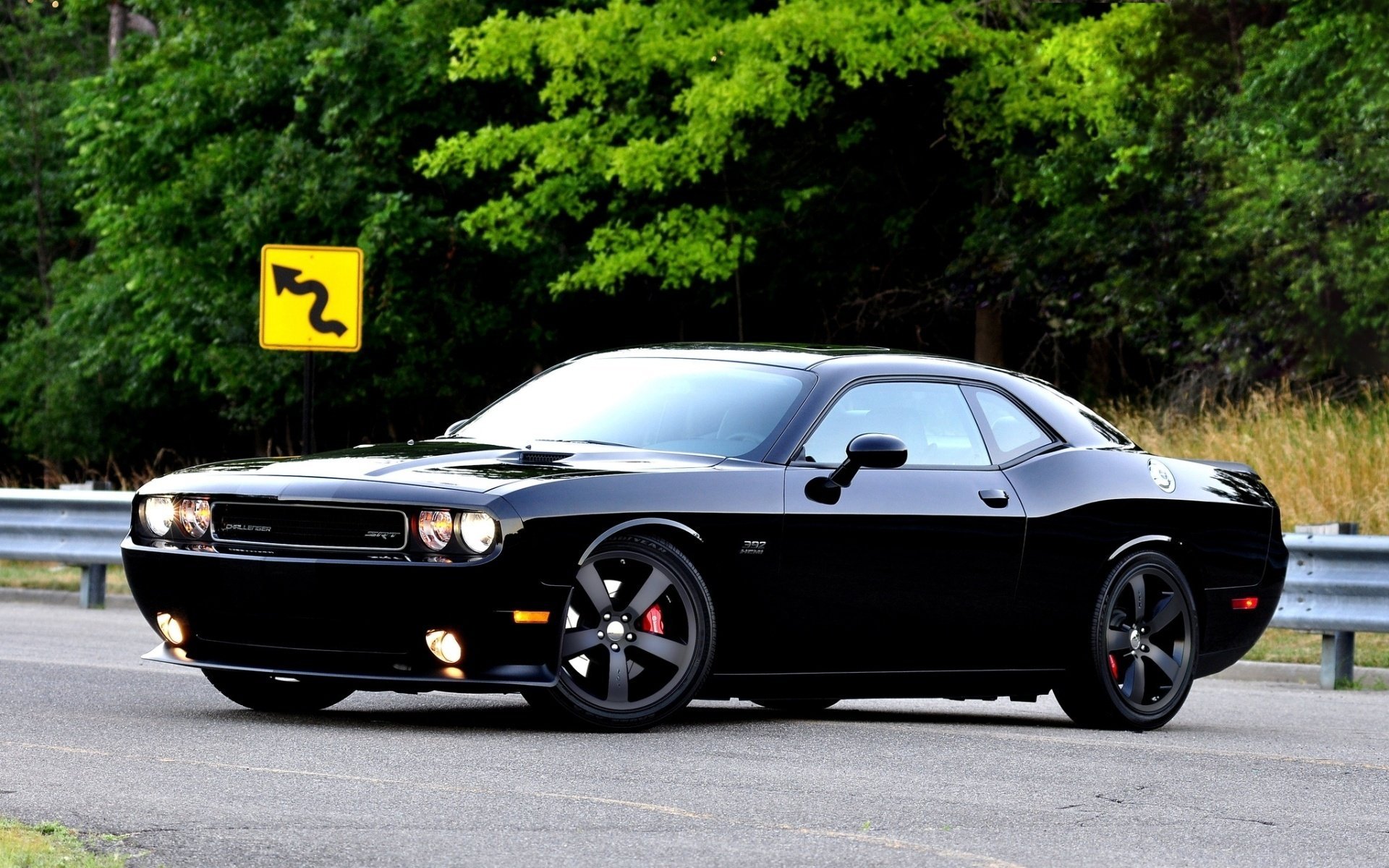 dodge muscle car avant muscle car challenger dodge srt8 challenger