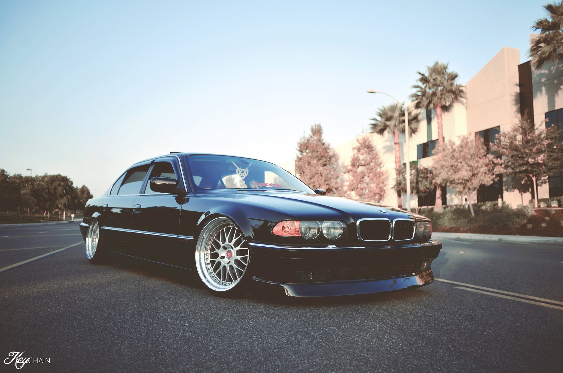 дорога 750il тюнинг классика bmw e38 бмв stance