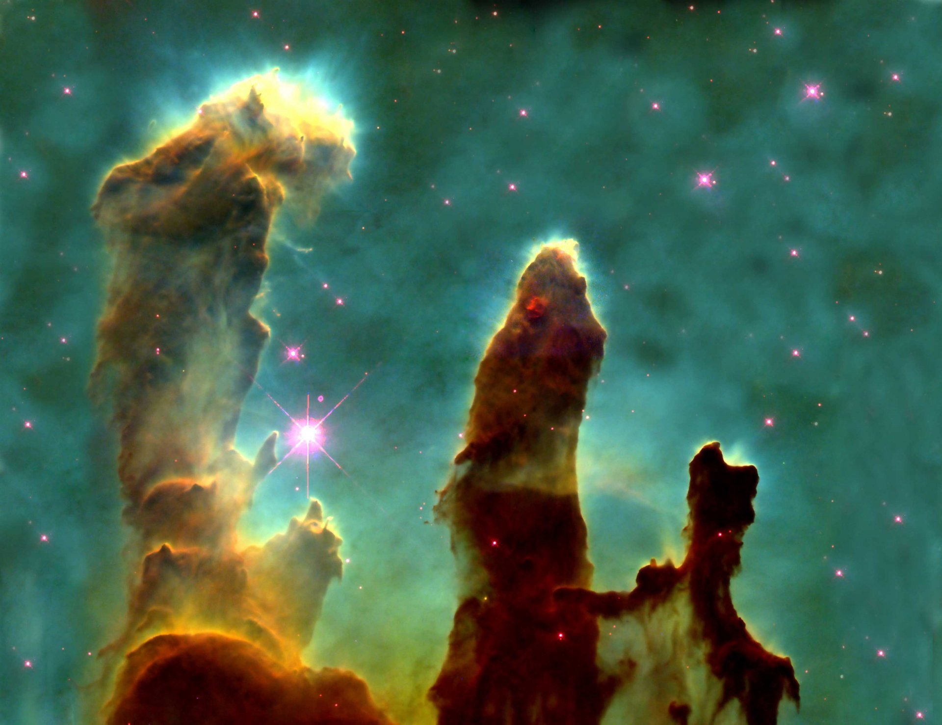 eagle nebula pillars of creation gas cloud