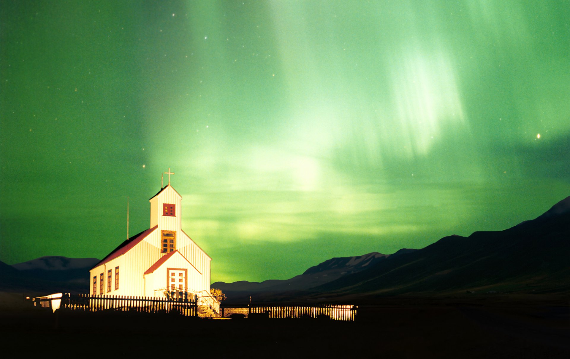 northern lights night the chapel