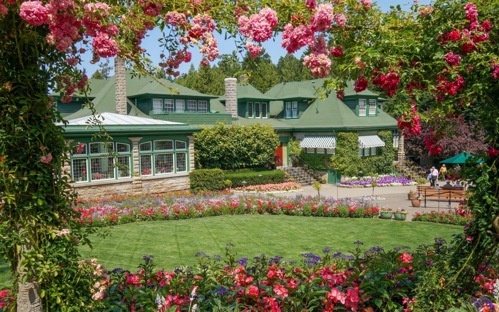 canada british columbia butchart garden