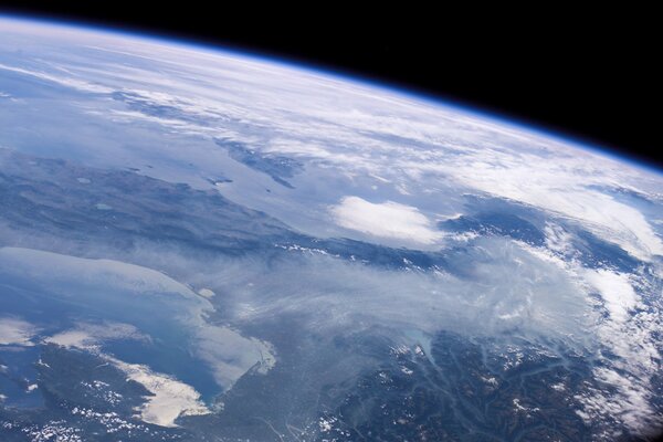 Blick auf die Erde aus dem Weltraum, blauer Horizont