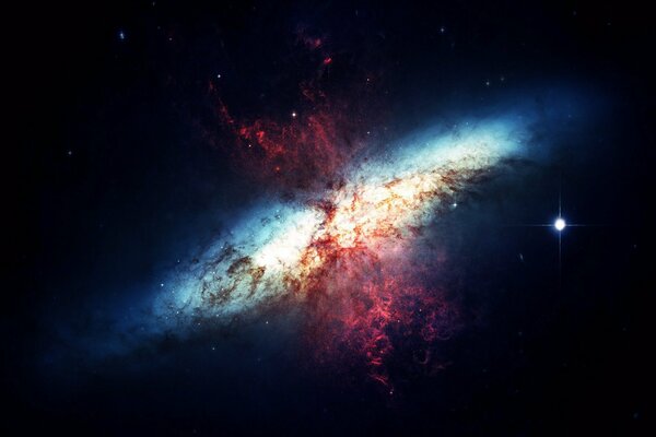 La galaxie est comme une explosion dans l espace