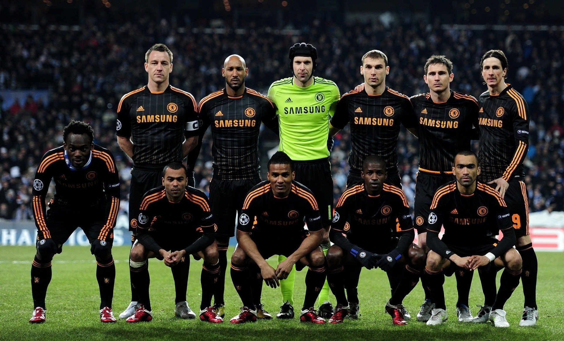 fc chelsea in uniforme da ospite chelsea