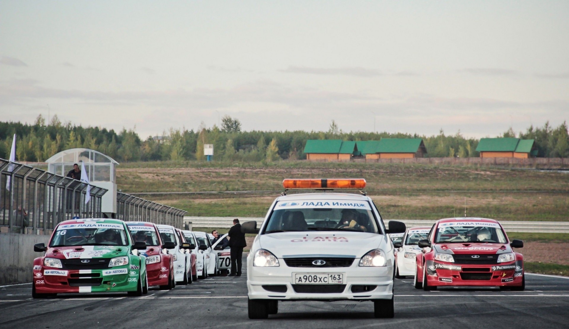 carreras de coches lada coches