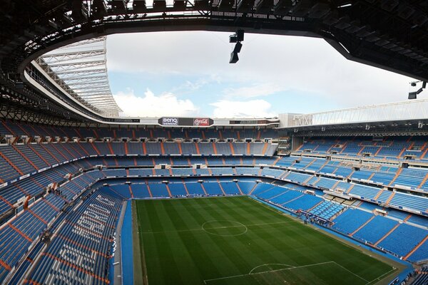 Fußballplatz unter freiem Himmel in Madrid