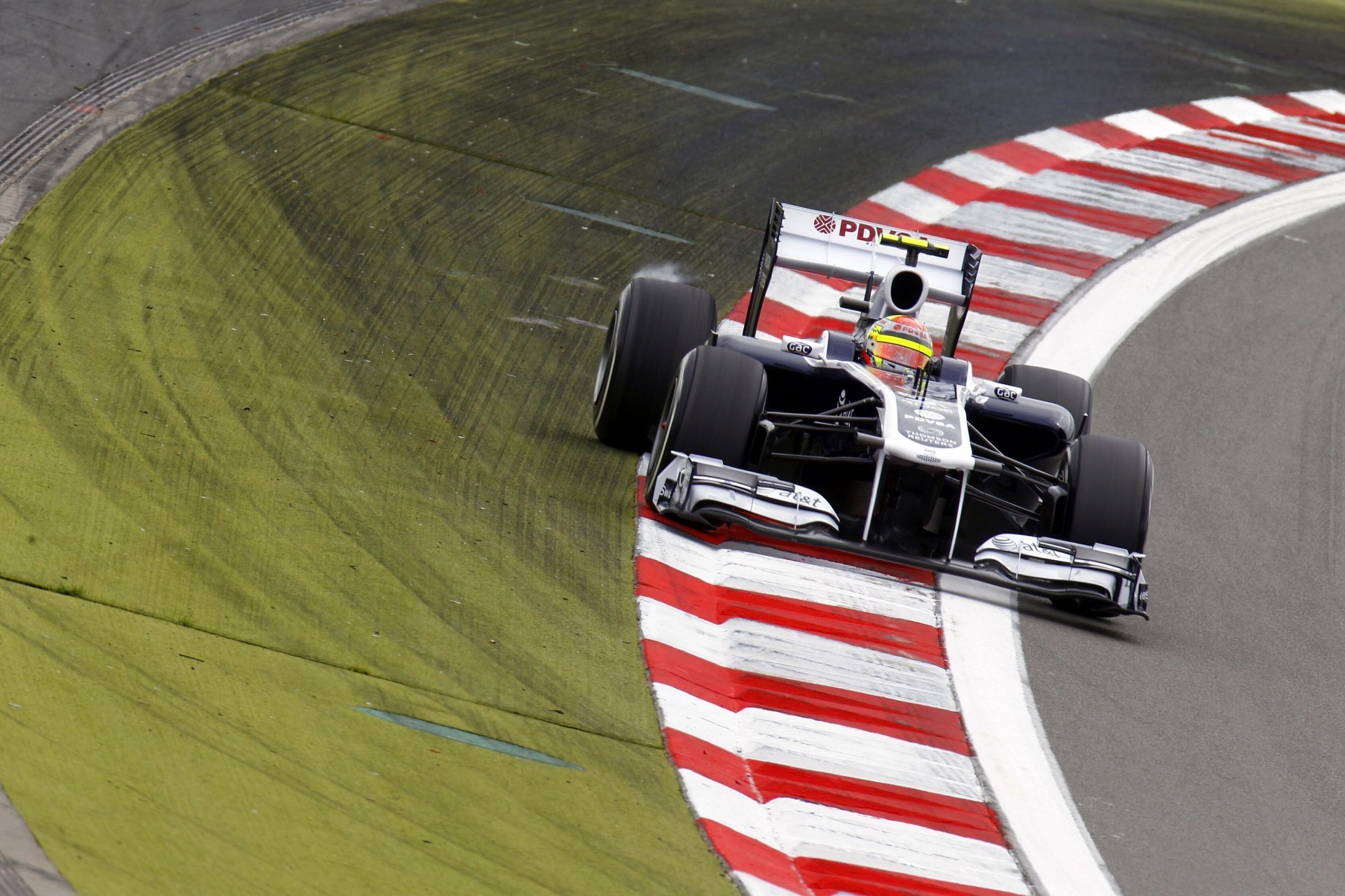 f1 réparation nürburgring pastor maldonado williams fw33