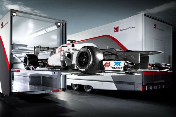 White sauber racing car