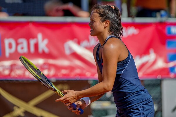 Fond d écran joueuse de tennis française Laura Thorpe