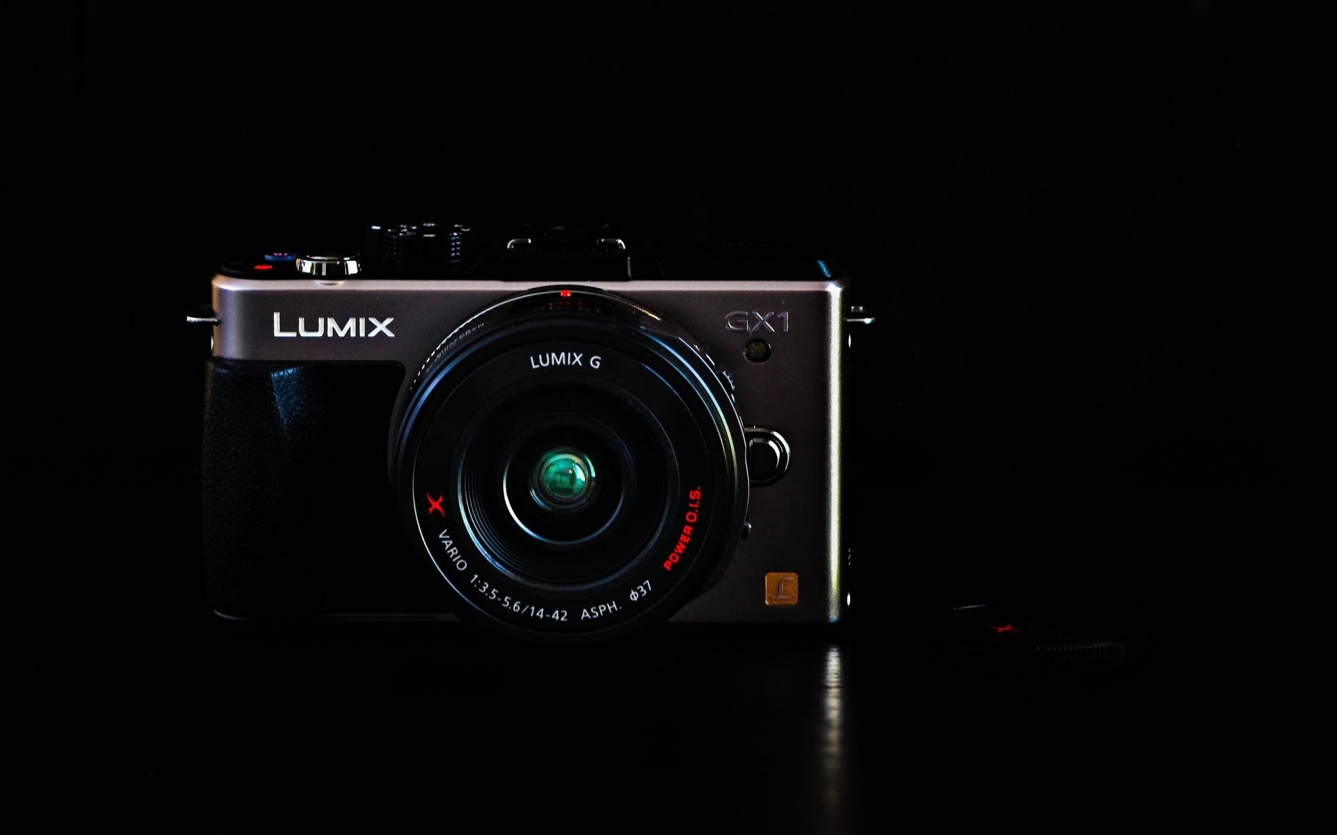 kamera firma dunkler hintergrund lumix