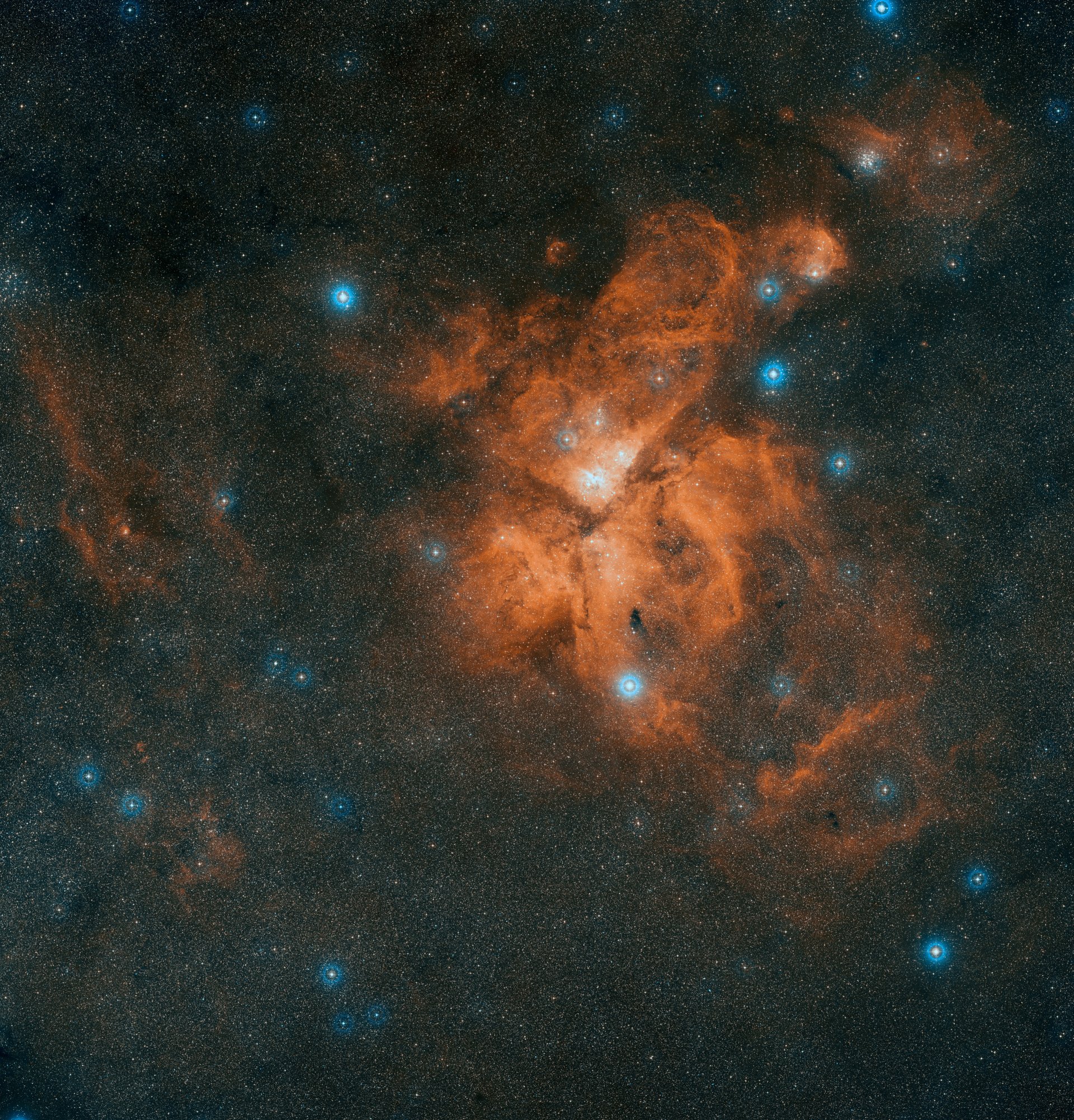 nébuleuse quille ngc 3372 étoiles univers