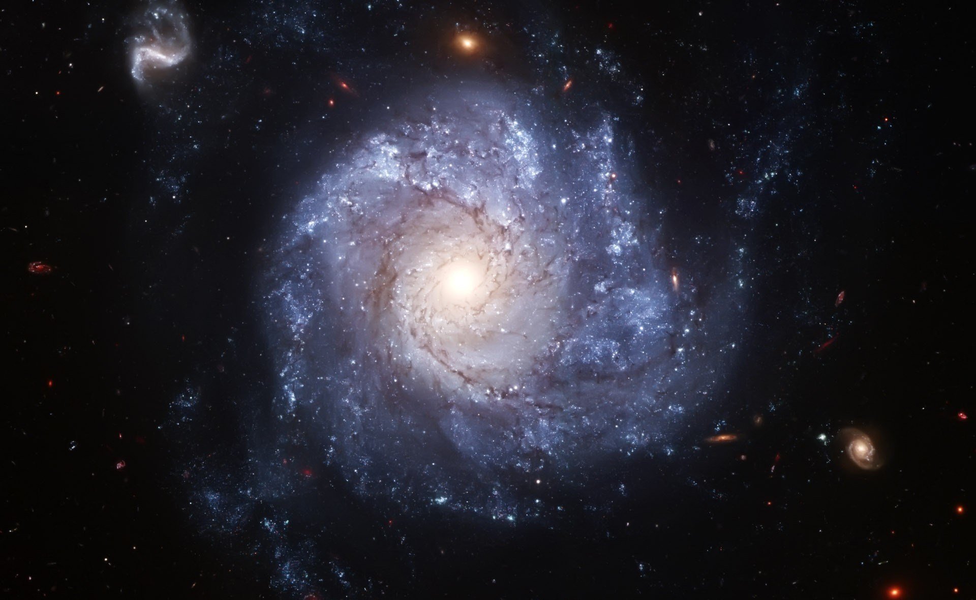 galaktyka spiralna pełna twarz hubble teleskop