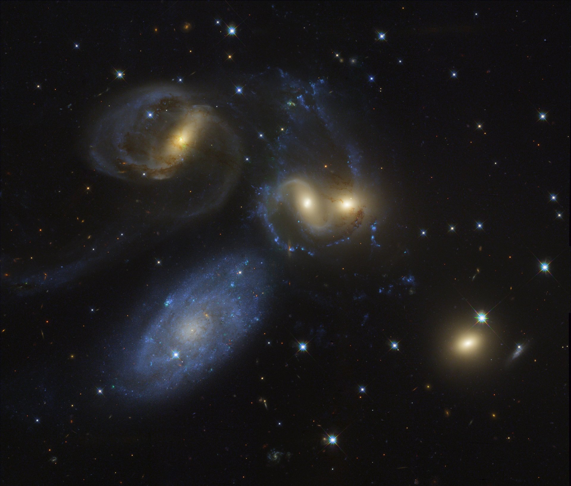 kwintet stefana ngc 7319 7318a 7318b