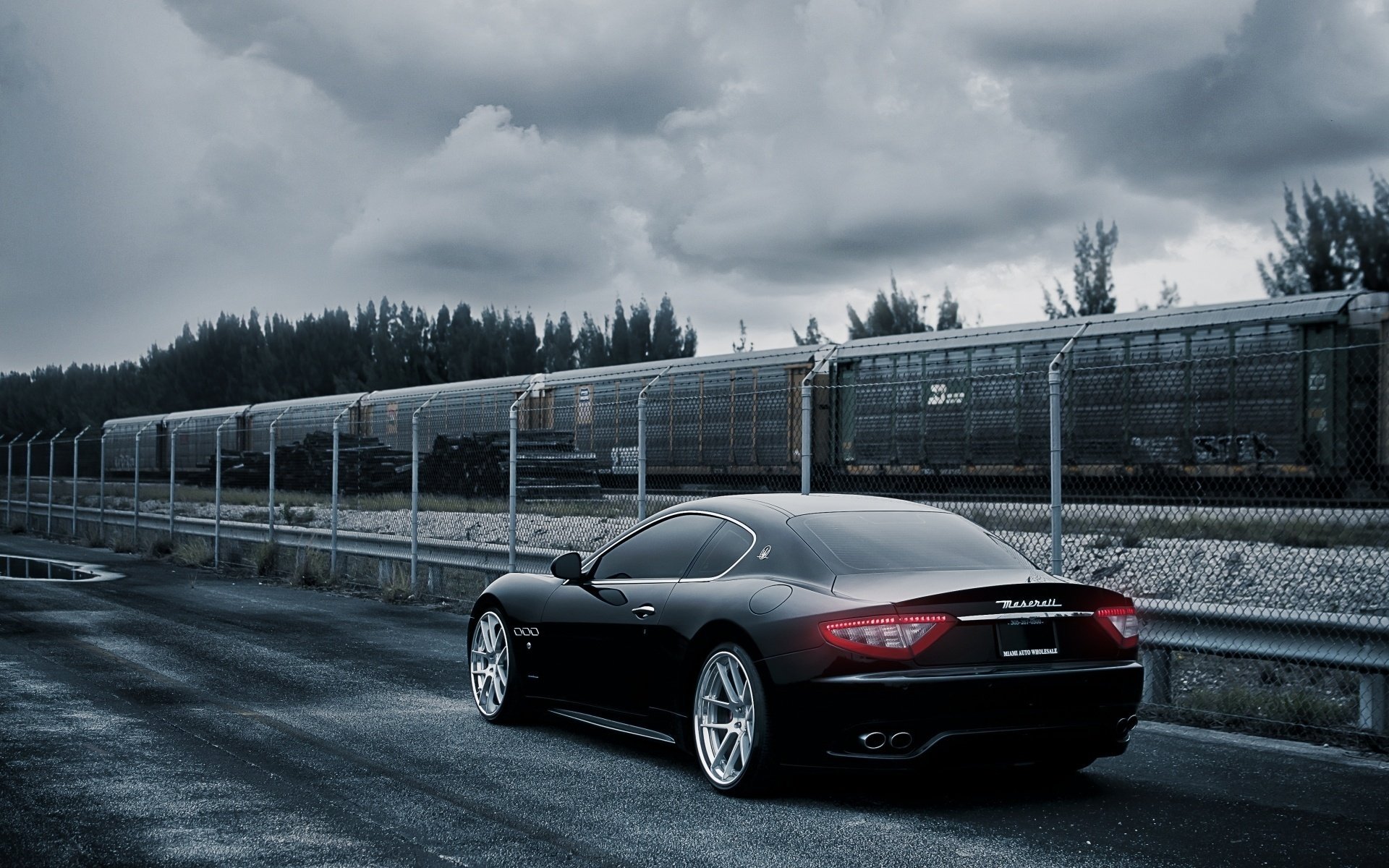 gran turismo maserati gran turismo vue arrière noir maserati