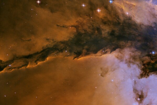 Universo estelar camino de la niebla