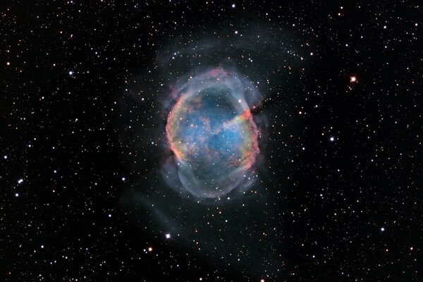 Spazio, stelle e pianeta vivente