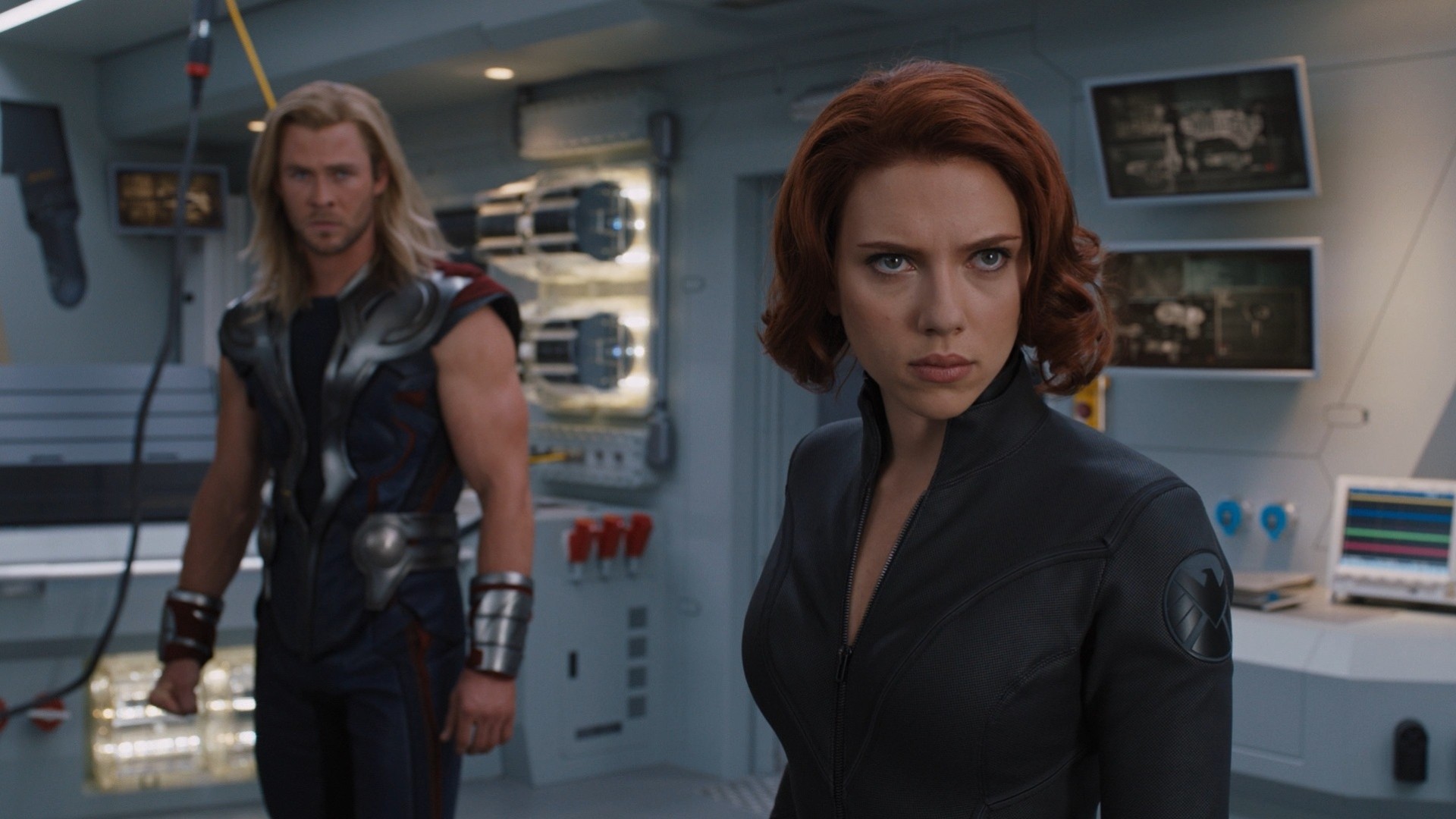 black widow agent team marvel natasha romanoff asgardian god of thunder chris hemsworth shield shield superheroes avengers scarlett johansson thor