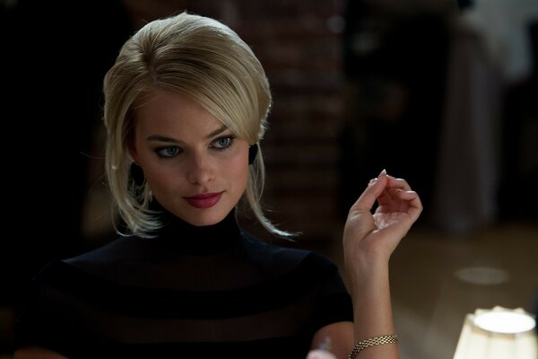 Die schicke Schauspielerin margot robbie