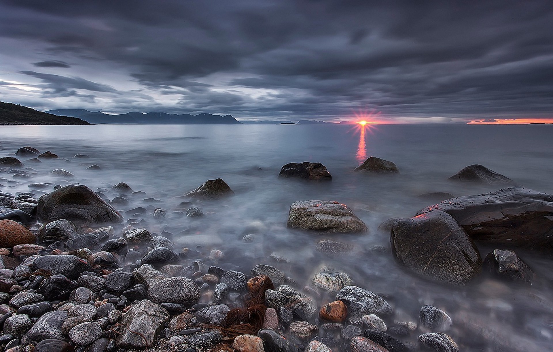 rocas paisaje puesta de sol noruega mar de noruega mar islas lofoten