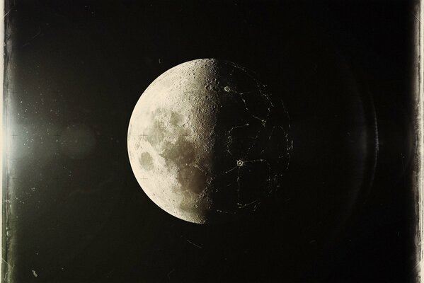 Foto in bianco e nero della luna piena