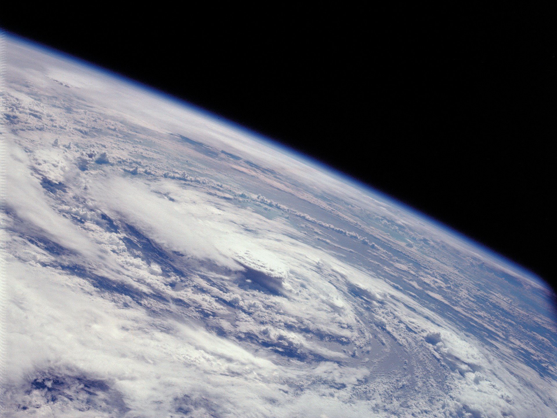 nuages atmosphère planète