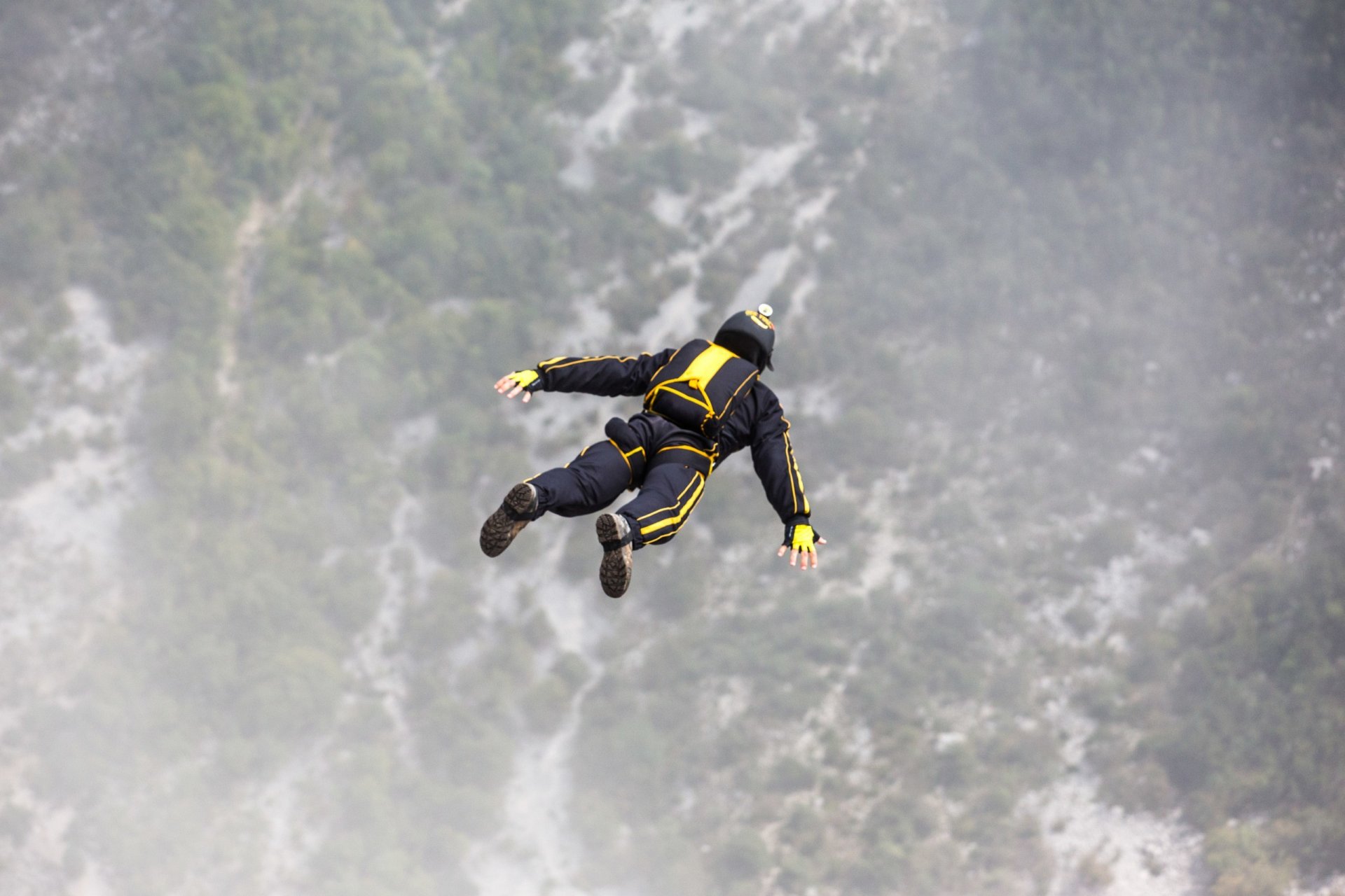 salto base base pista salto vuelo casco cámara electrones clu contenedor paracaídas deportes extremos