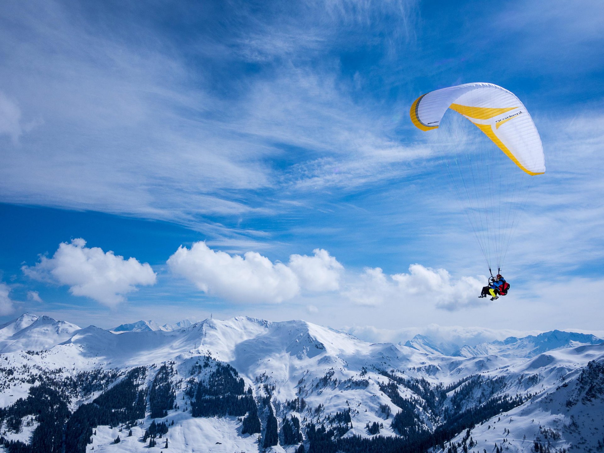 parapente piloto tándem deportes extremos