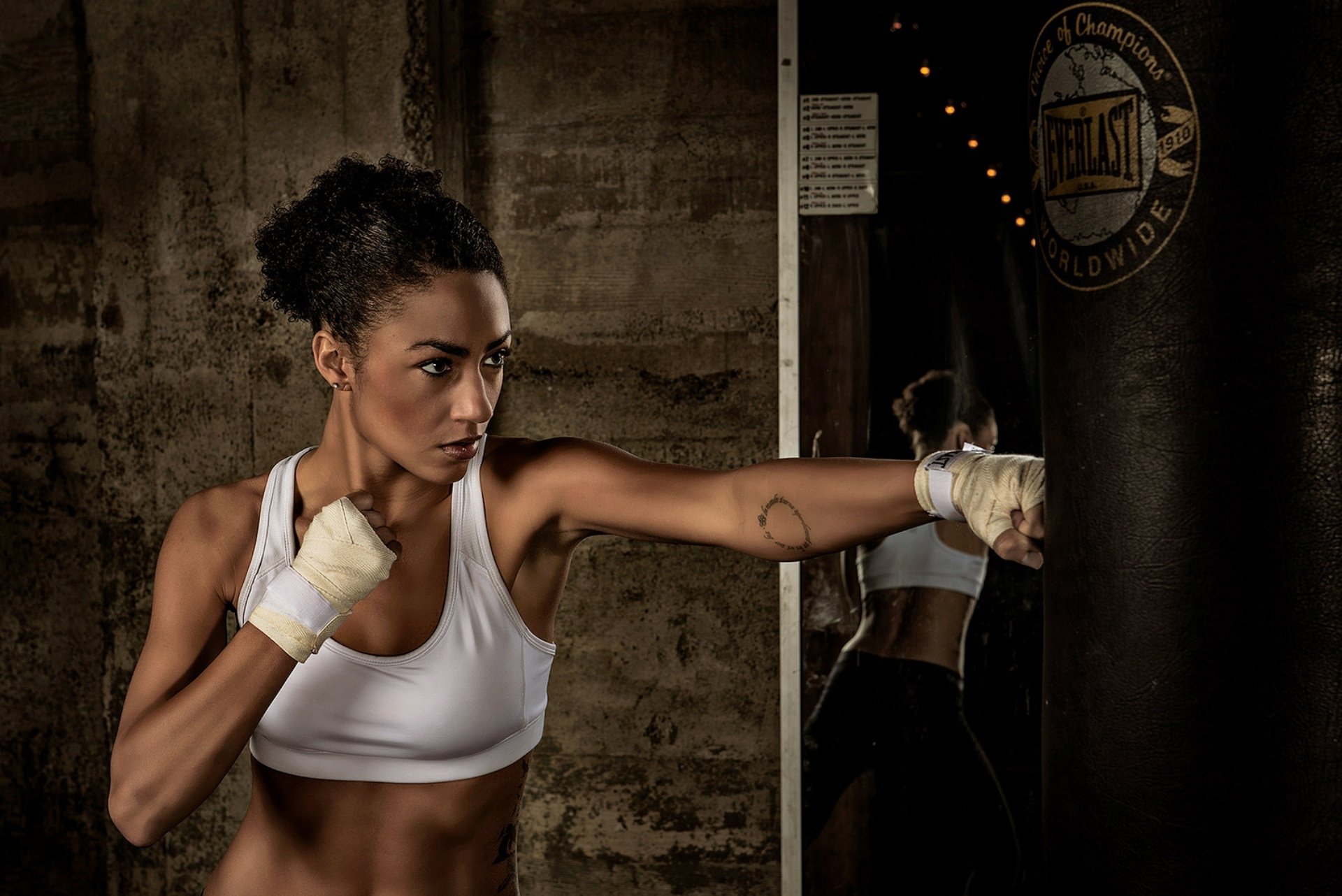 chica boxeo deportes entrenamiento