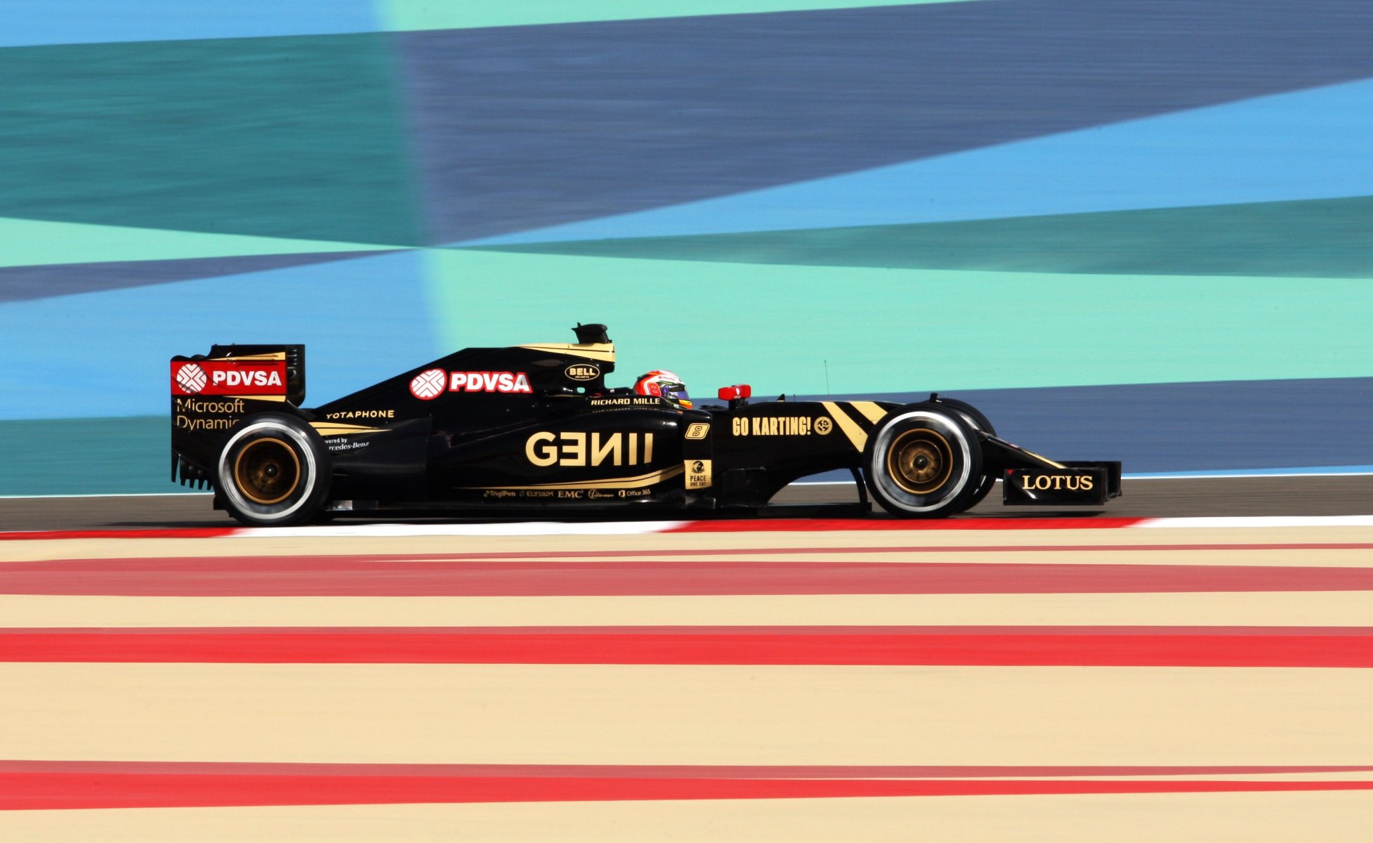 f1 formel lotus e23 bolide