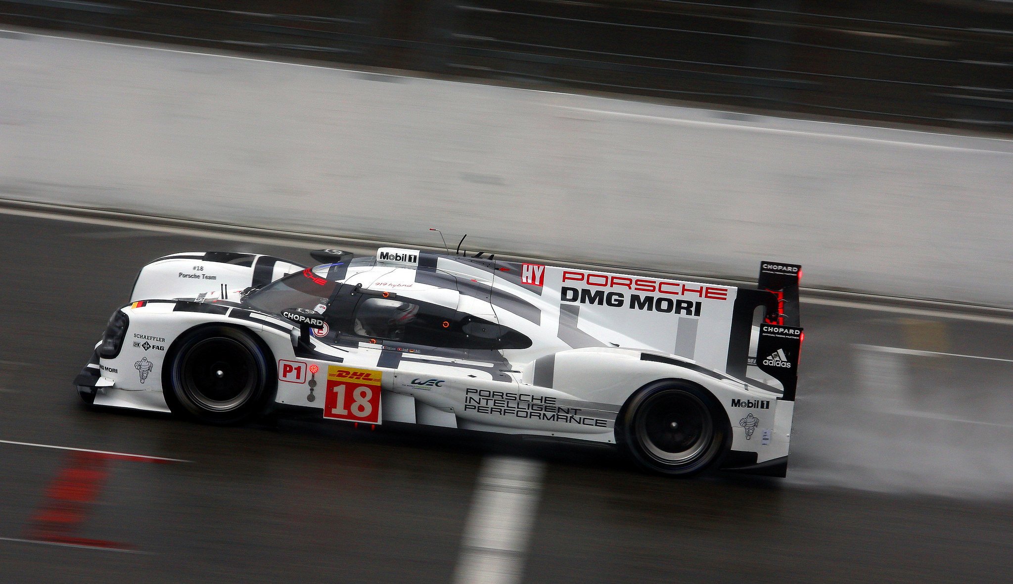 world endurance championship 2015 vehicles race car