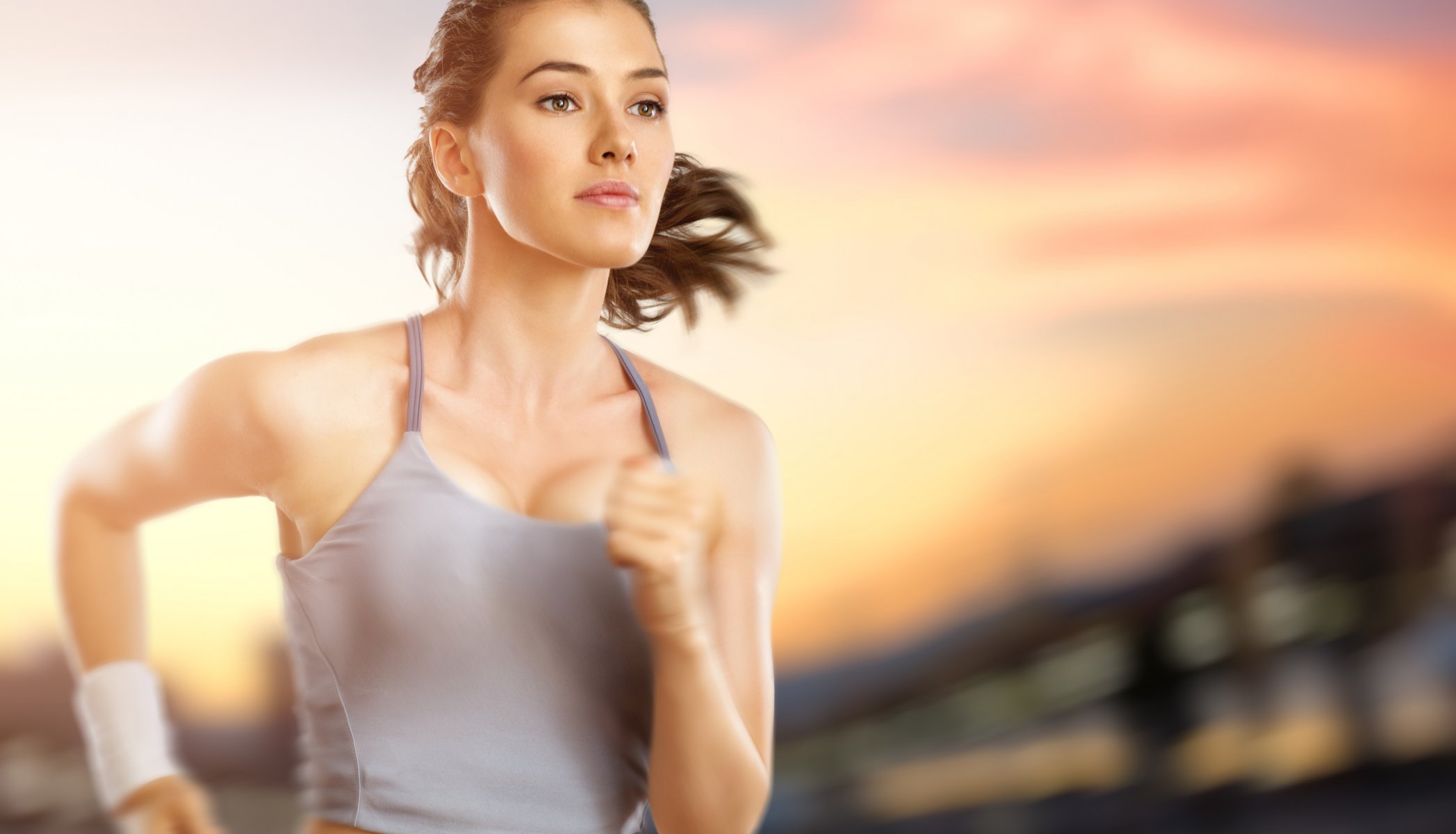 runner training woman