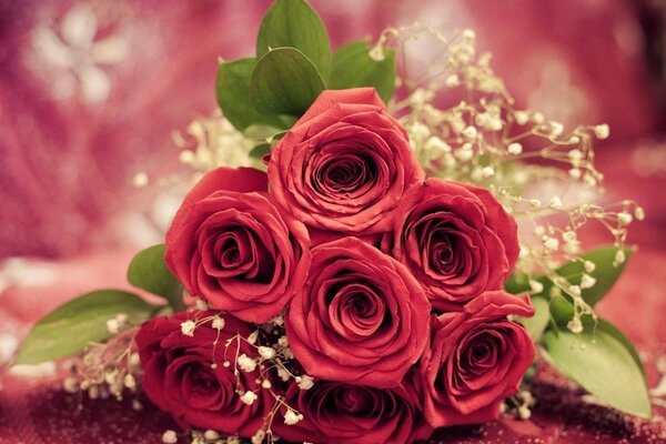 Beautiful bouquet of red roses