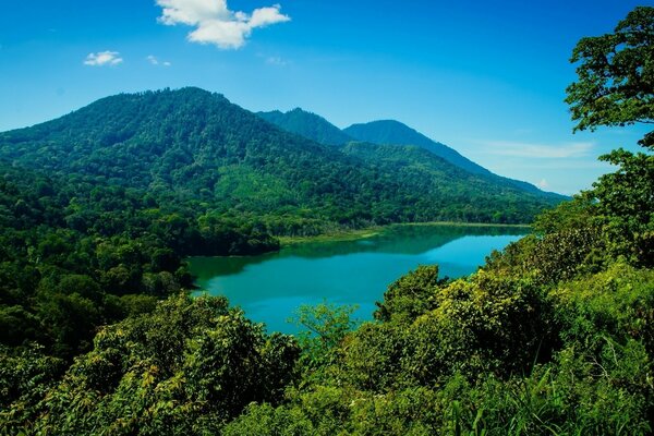 Paesaggio delle montagne a Bali