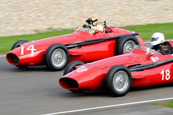 Autorennen auf einem Maserati 250f