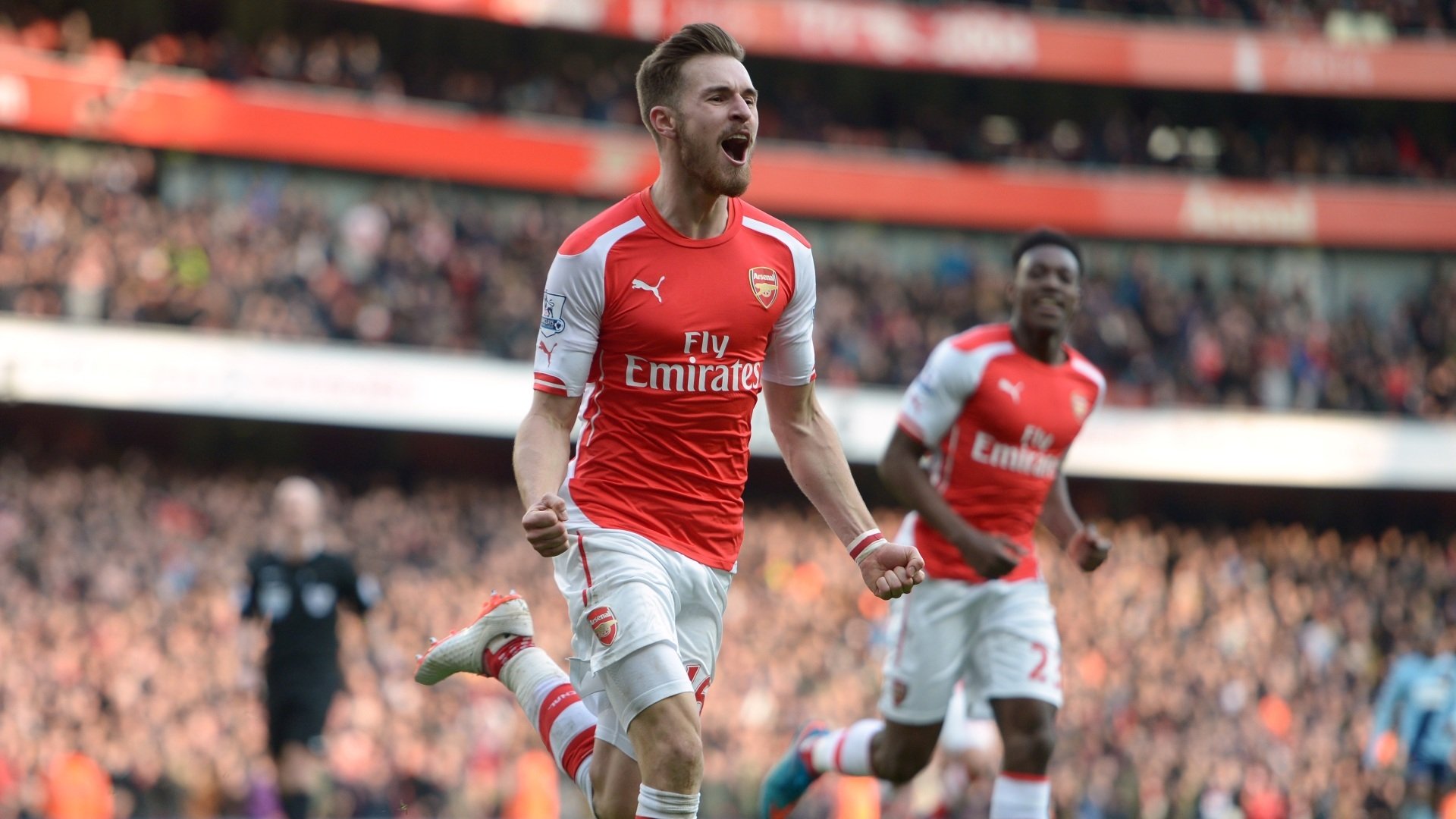 arsenal club de football gunners aaron ramsey ramsey danny welbeck stade fond