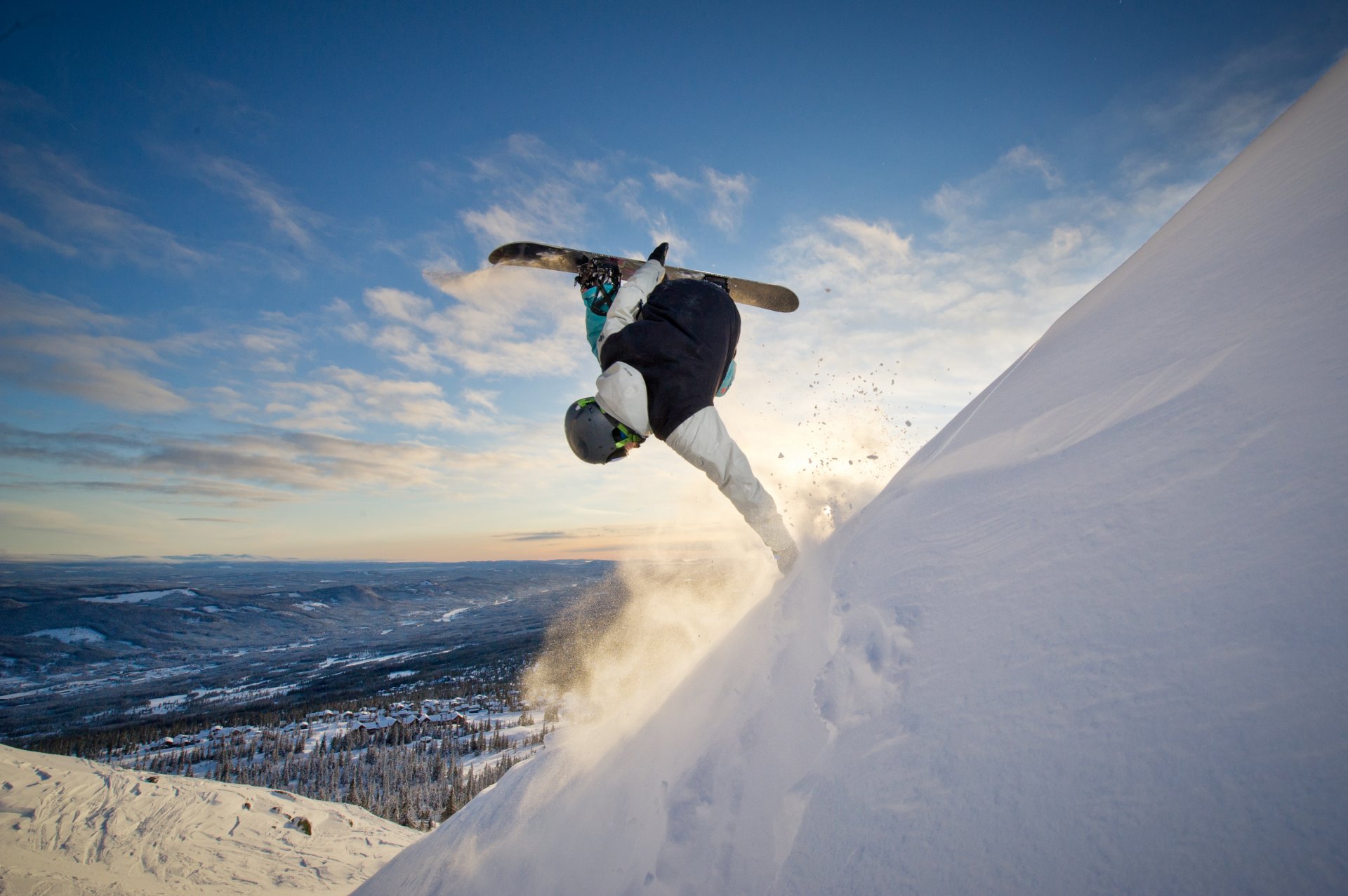 nowboarding snowboarder athlete snow mountain descent feint height