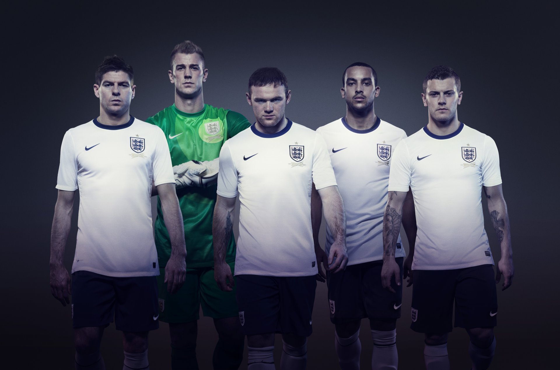 fußball england nationalmannschaft nike jack wilshire wayne rooney joe hart steven gerrard theo walcott uniform nike wilshire volcott gerard england nationalmannschaft rooney