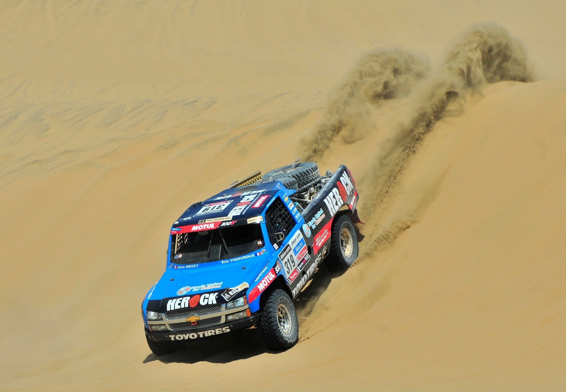 chevrolet chevrolet dakar rallye rallye sand wüste blau