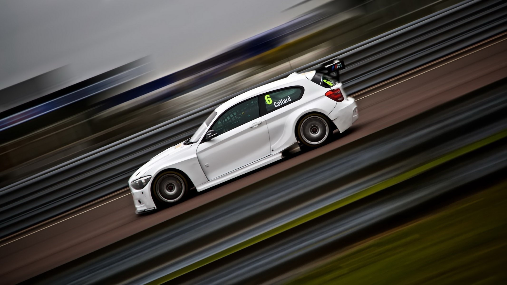 bmw 120 machine race sport